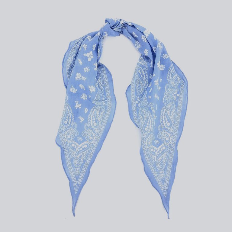 Mastering Custom Polyester Scarves Printing at the Scarf Manufacturer